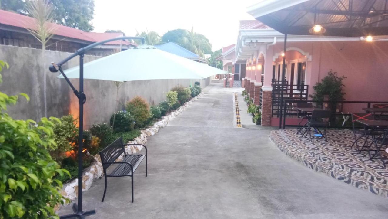 Reddoorz At Kojie Guest House Moalboal Exterior photo